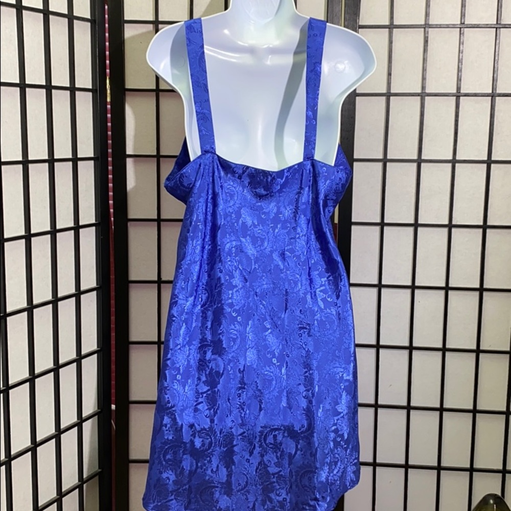 Contessa Di Roma Gown & Robe Size M - Picture 8 of 8
